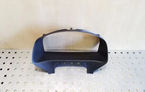 Volvo V50 Dashboard trim 8687453