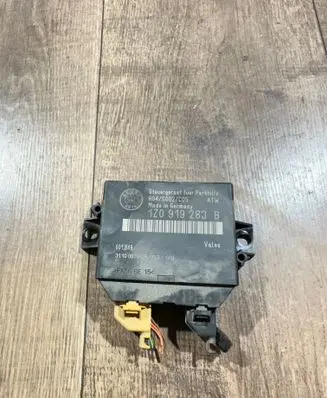 Skoda Octavia Mk2 (1Z) Parking PDC control unit/module 1Z0919283B H04S002C05