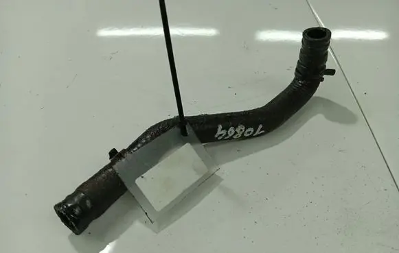 Audi A6 S6 C5 4B Engine coolant pipe/hose 