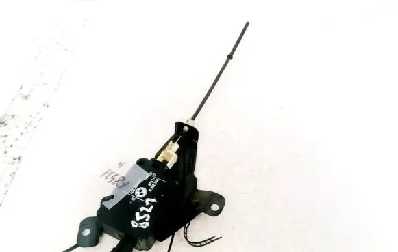 BMW 5 E39 Central locking motor 67118352168 67.11-8352168