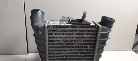 Volkswagen Polo IV 9N3 Intercooler radiator 6Q0145804G 880648MA 1A1428