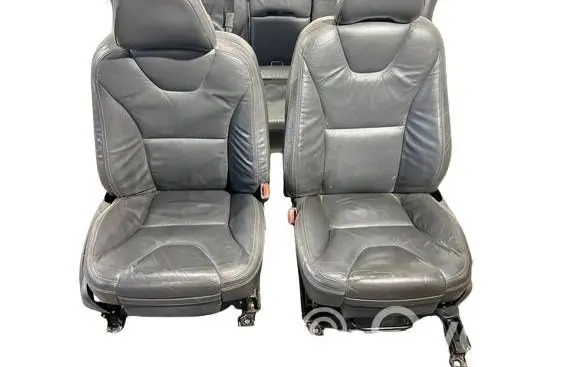 Volvo XC60 Seat set 