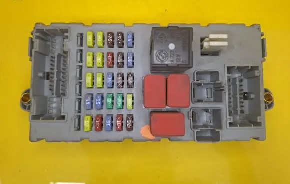 Fiat Croma Fuse module 46846745