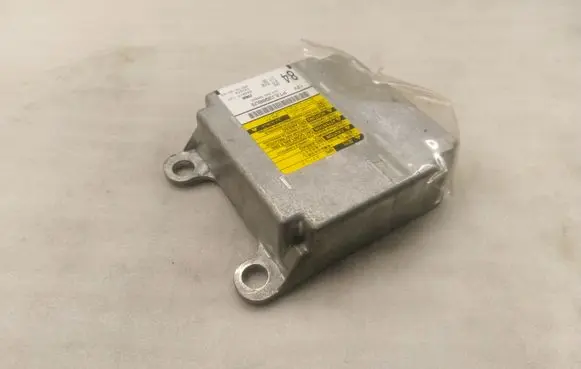 Toyota Avensis T250 Airbag control unit/module 232517102 8917005121