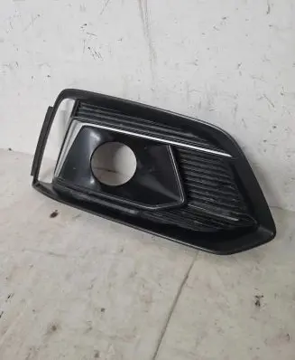Audi A5 Front bumper lower grill 8W6807682N