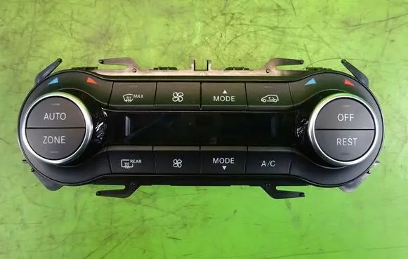 Infiniti Q30 Climate control/heater control trim A0919011101