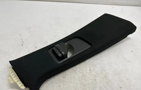Mercedes-Benz ML W166 (B) pillar trim (top) A1666904625