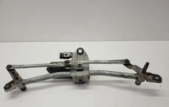Hyundai Tucson LM Front wiper linkage and motor