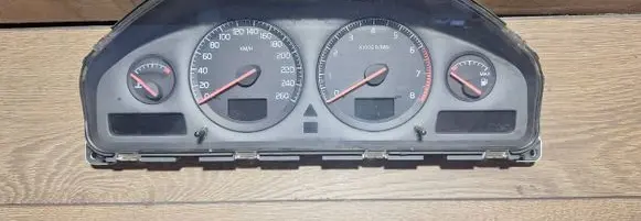Volvo S60 Speedometer (instrument cluster) 9499668 69294570T