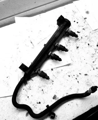 Audi A3 S3 8P Fuel main line pipe 06A133317AC