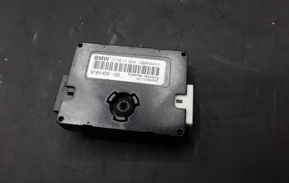 BMW X1 E84 Aerial antenna filter 918145505 9181455 50110059A00