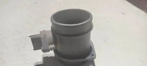 Volvo S60 Mass air flow meter 8670115 0280218088