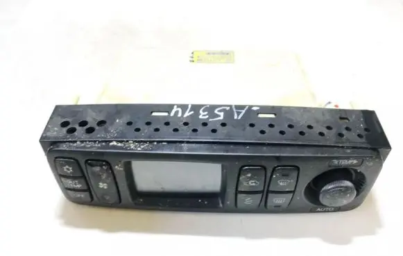 Mitsubishi Galant Climate control unit mr360372 gaa502a040a
