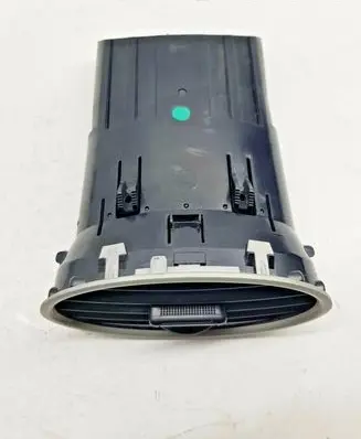 Ford Focus Dash center air vent grill 4M51A014L21AD