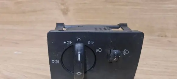 Ford Focus Light switch 4M5T13A024LA