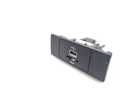 Ford Mondeo MK V USB socket connector GC3C14F014AA