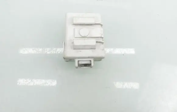Suzuki Grand Vitara II Keyless (KESSY) go control unit/module 3719065J00