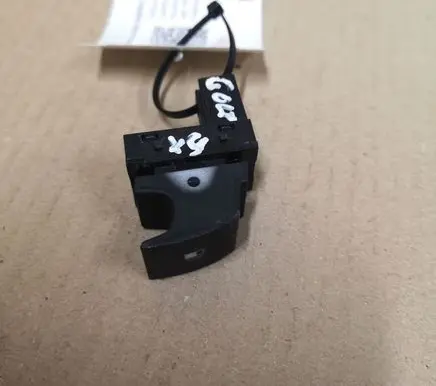 Volkswagen Golf Plus Electric window control switch 7L6959855B