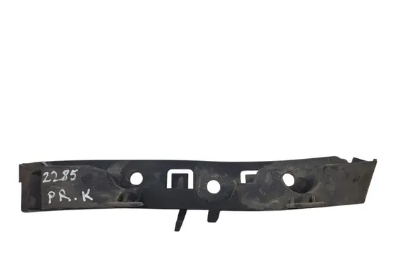 Front bumper mounting bracket