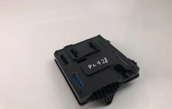 Renault Scenic III - Grand scenic III Comfort/convenience module 284B13640R
