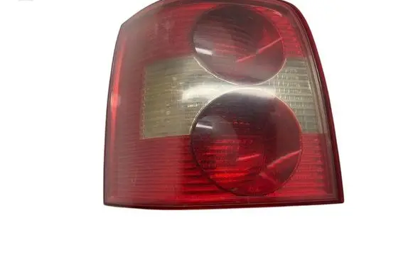 Volkswagen PASSAT B5.5 Rear/tail lights 3B9945095