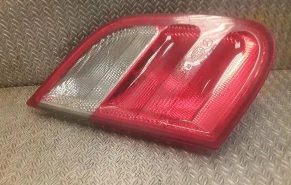 Mercedes-Benz CLK A208 C208 Tailgate rear/tail lights 2088200764
