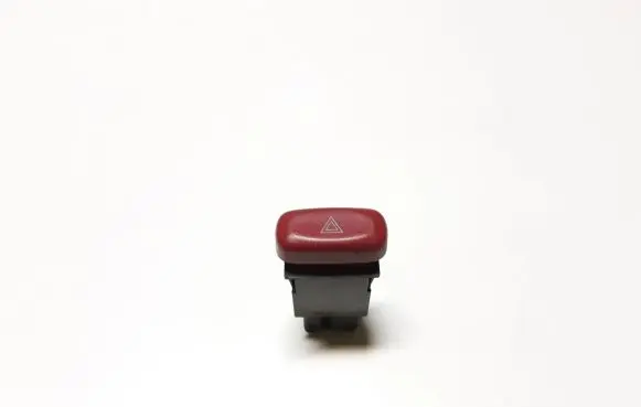 Suzuki Grand Vitara I Hazard light switch