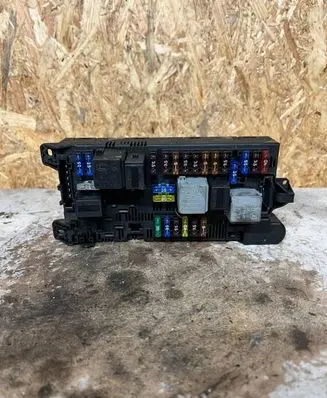 Mercedes-Benz E W211 Comfort/convenience module 2115453901