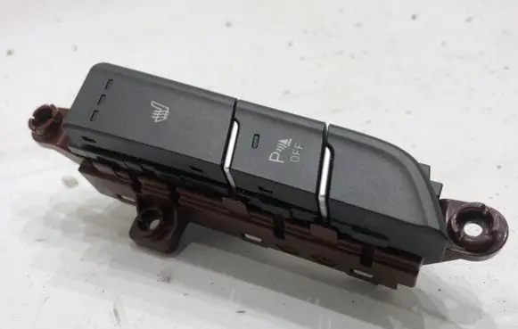 Hyundai i30 Seat heating switch 93350-G4250