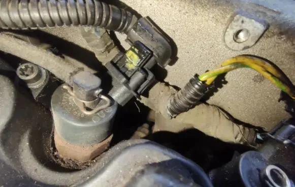 Fuel injector