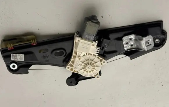 Land Rover Range Rover Evoque L551 Rear window lifting mechanism without motor K8D227001AC L551RR C88174105