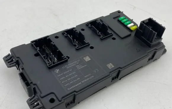 BMW 3 F30 F35 F31 SAM control unit 9866980 003000002 00000F48