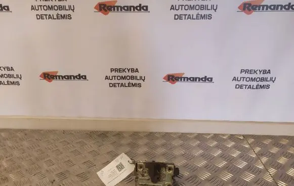 Iveco Daily 35 - 40.10 Front door lock
