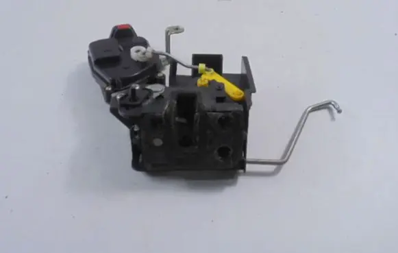 KIA Rio Rear door lock
