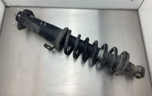 Lexus IS 220D-250-350 Rear shock absorber with coil spring 48530 4853053270 061047230448