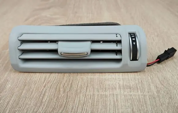 Audi A7 S7 4G Air vent grill in roof 4G0819209E