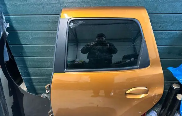 Dacia Duster II Rear door 