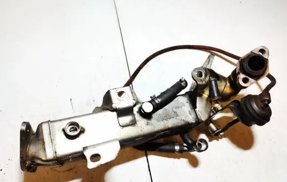 BMW 5 GT F07 EGR valve cooler 781075106
