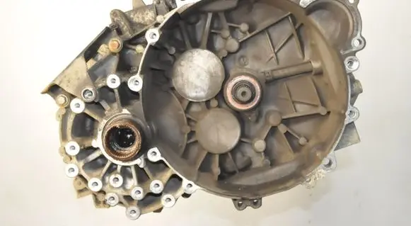 Volvo XC60 Manual 6 speed gearbox 31280472