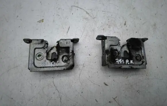 Mini Cooper Countryman R60 Engine bonnet/hood lock/catch 2753419