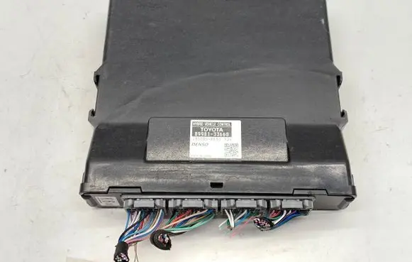 Toyota Camry VIII XV70 Other control units/modules 89981-33660