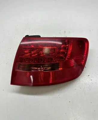 Audi A6 S6 C6 4F Rear/tail lights 89037056 4F9945222B