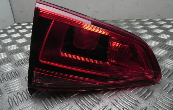 Volkswagen Golf VII Rear/tail lights 5G0945093AF
