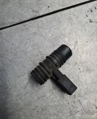 Volkswagen II LT Turbo air intake inlet pipe/hose 068906391B