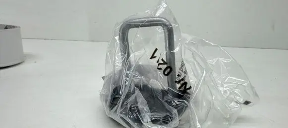 BMW 4 G22 G23 G24 G26 Engine bonnet/hood lock/latch loop/hook 7473707