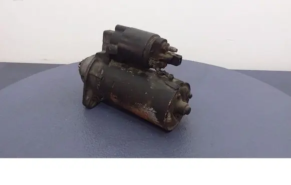 Skoda Octavia Mk1 (1U) Starter motor 02A911023R