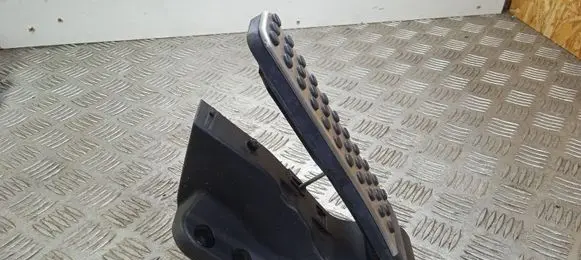 Mercedes-Benz GLC X253 C253 Accelerator throttle pedal A2533000104