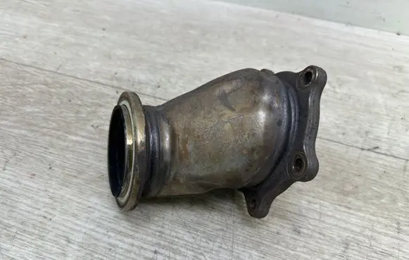 Porsche Macan (95B) Muffler pipe connector clamp 95B253101