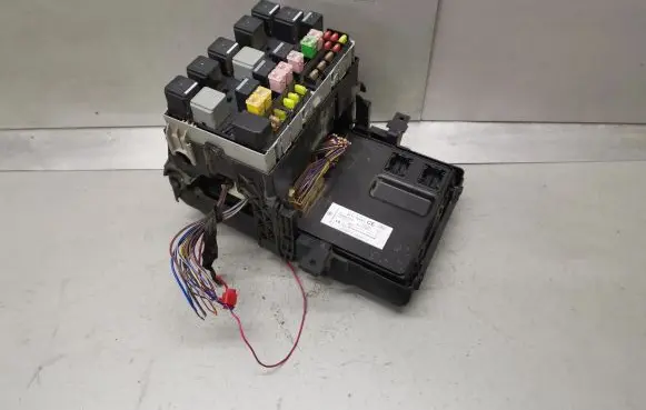 Ford Transit Comfort/convenience module 8C1T14A073CE