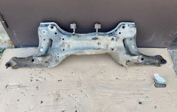 Skoda Roomster (5J) Front subframe